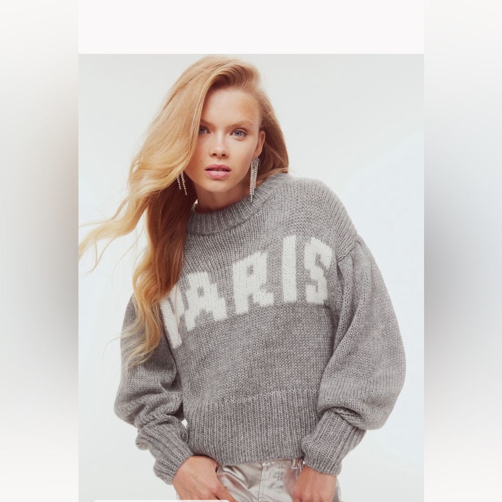 H&M Paris text detail oversized sweater blogger favorite